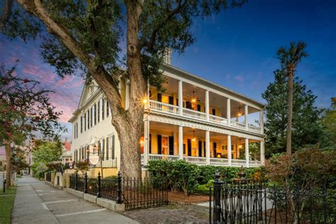 historic charleston bed and breakfast.